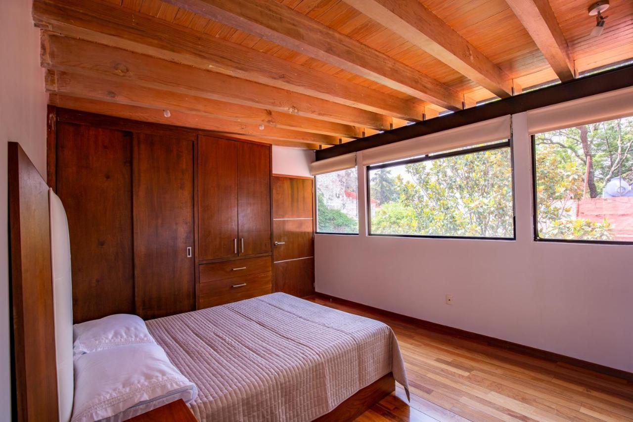 Casa Blanca In Coyoacan Mexico by Eksteriør bilde